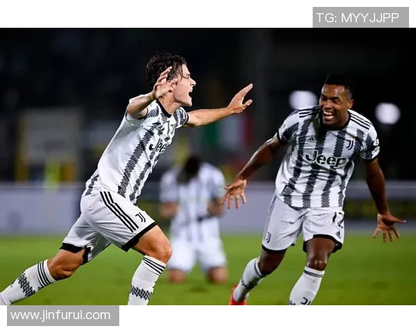 西甲激战：里昂与曼联鏖战90分钟最终战平零比零