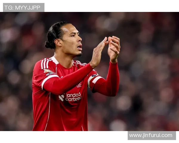 英超焦点战利物浦与巴萨战平帽子戏法引发争议判罚引热议