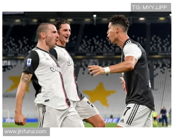 意甲焦点战曼联与莱比锡互交白卷转会传闻引发球迷热议