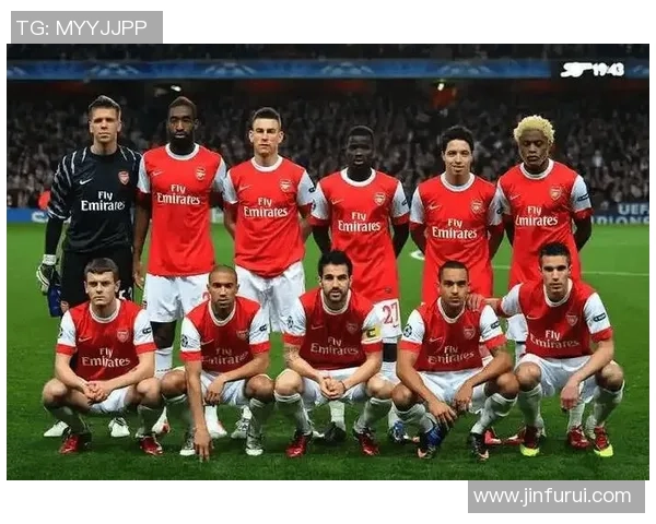 欧冠大战:曼联大胜阿森纳的战术分析与精彩瞬间回顾 欧冠大战:曼联大胜阿森纳的战术分析与精彩瞬间回顾