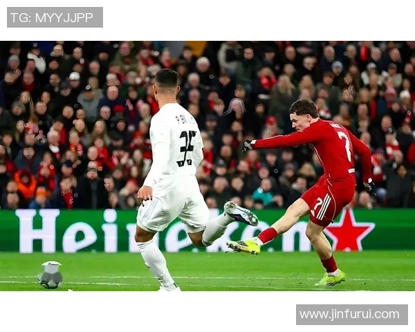 意甲赛场惊现大逆转皇马狂胜利物浦引发全场沸腾