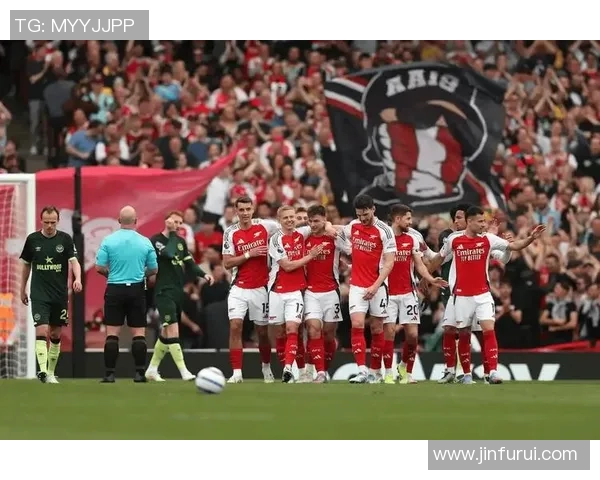 英超激战巴黎圣日耳曼逆转利物浦引发转会热议与球迷狂欢