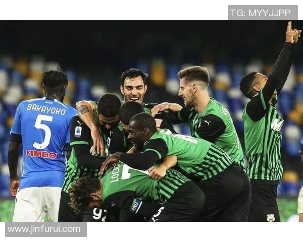 尤文图斯大胜里昂红牌争议引发全场热议战报解析 尤文图斯大胜里昂红牌争议引发全场热议战报解析