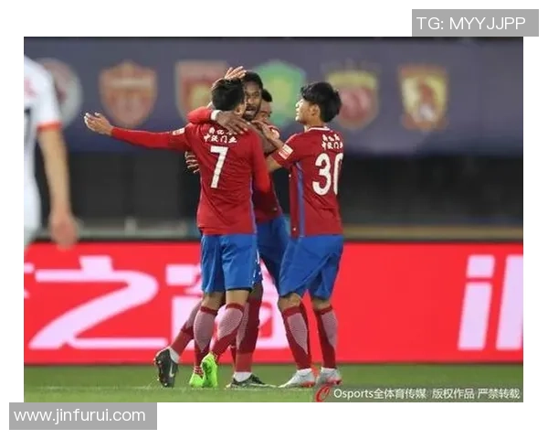 德甲焦点战里昂逆转AC米兰红牌争议引发全场热议