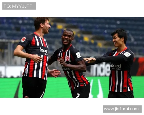 德甲激情对决利物浦5-1大胜里昂绝杀瞬间点燃全场热情